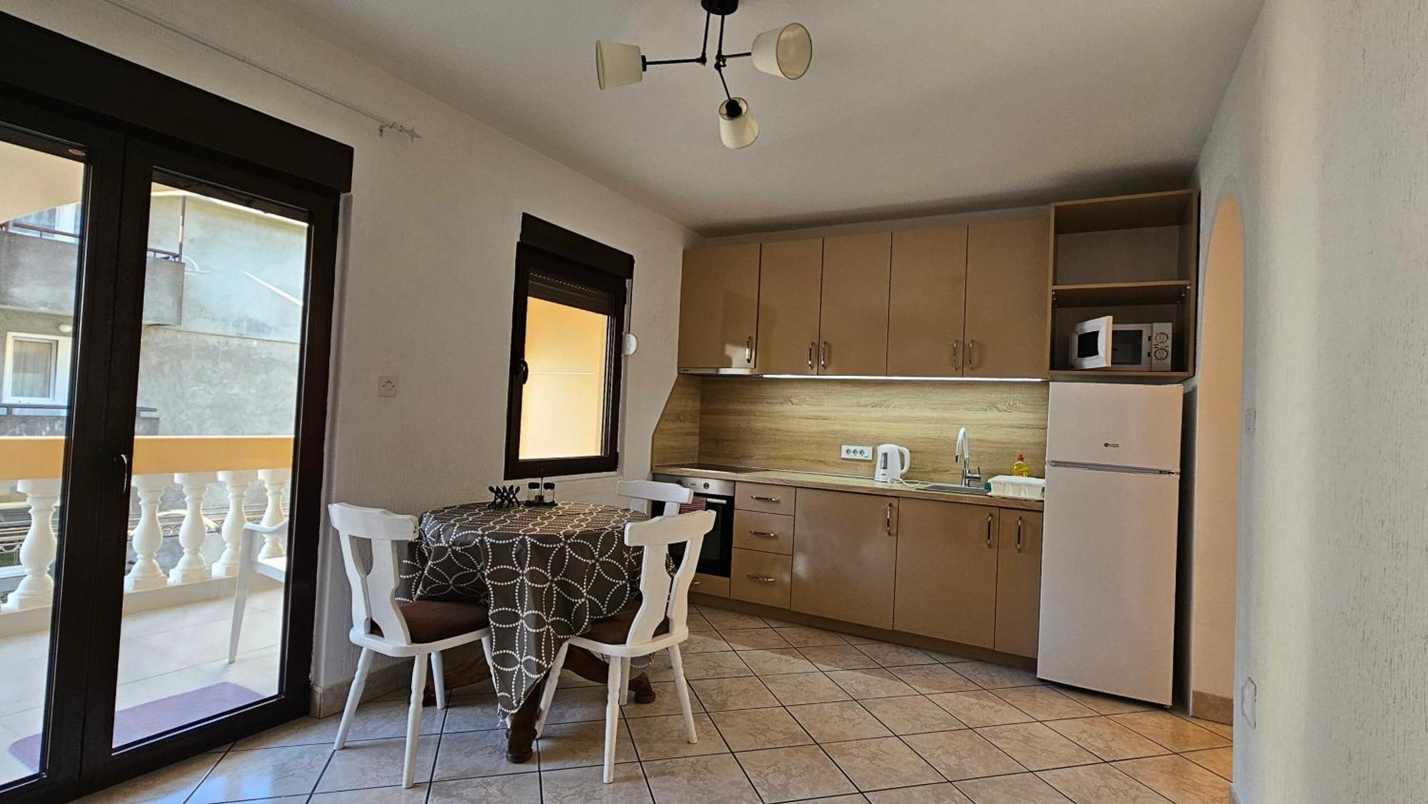 Apartmani Lime Petrovac Exterior foto